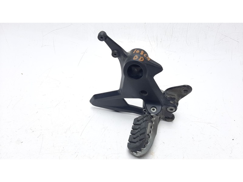 Recambio de estribo para ktm 790 adventure referencia OEM IAM 63503039000  
