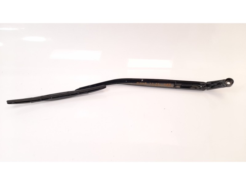Recambio de brazo limpia delantero izquierdo para toyota auris touring sports (e18) hybrid active referencia OEM IAM   
