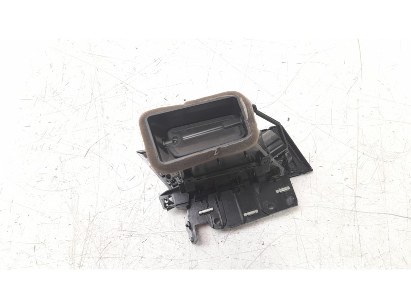 Recambio de aireador izquierdo para volkswagen passat variant (cb5) r-line referencia OEM IAM 3G1819701  