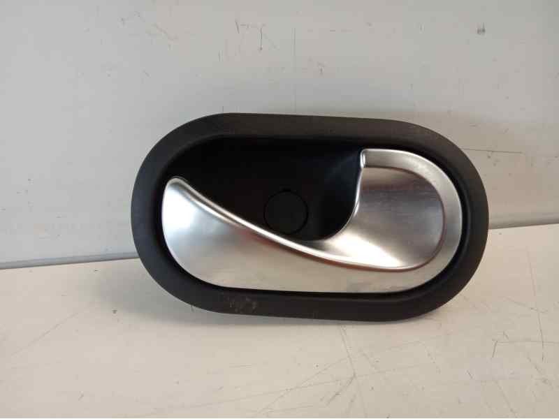 Recambio de maneta interior trasera derecha para renault twingo iii luxe referencia OEM IAM 8200491948 125030 