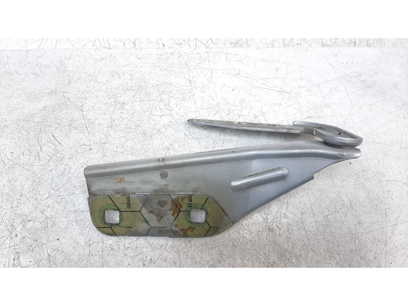 Recambio de bisagra capo derecha para porsche cayenne (typ 9pa) turbo s referencia OEM IAM 7L5823302  