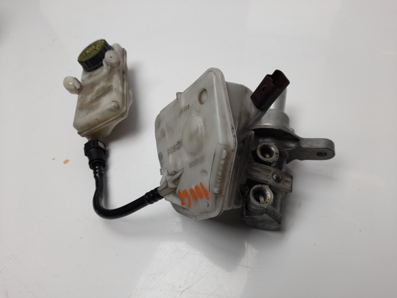 Recambio de bomba freno para peugeot 308 sw envy referencia OEM IAM 0204254242 0204051329 