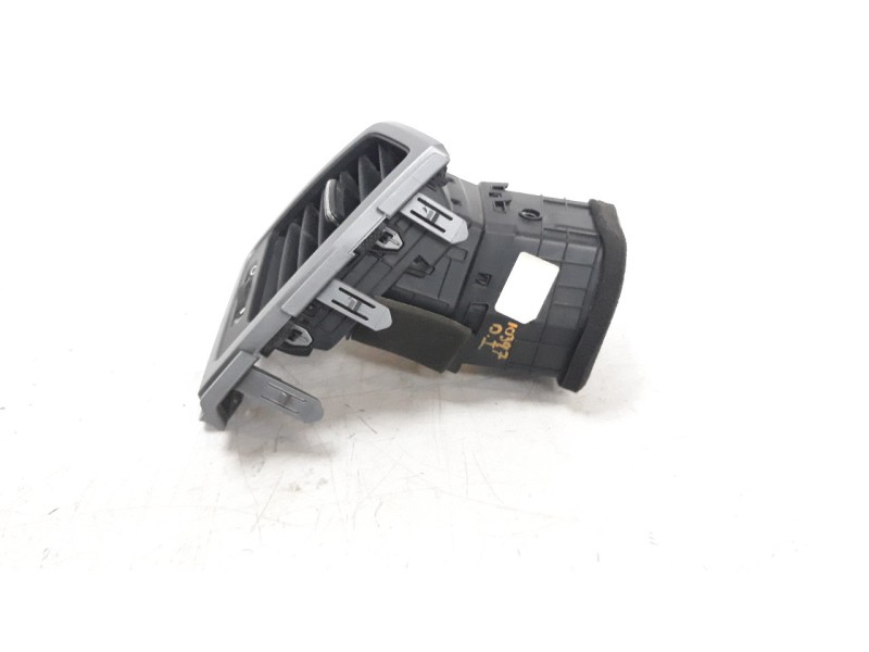 Recambio de rejilla aireadora para hyundai tucson 1.6 cat referencia OEM IAM D79748000  