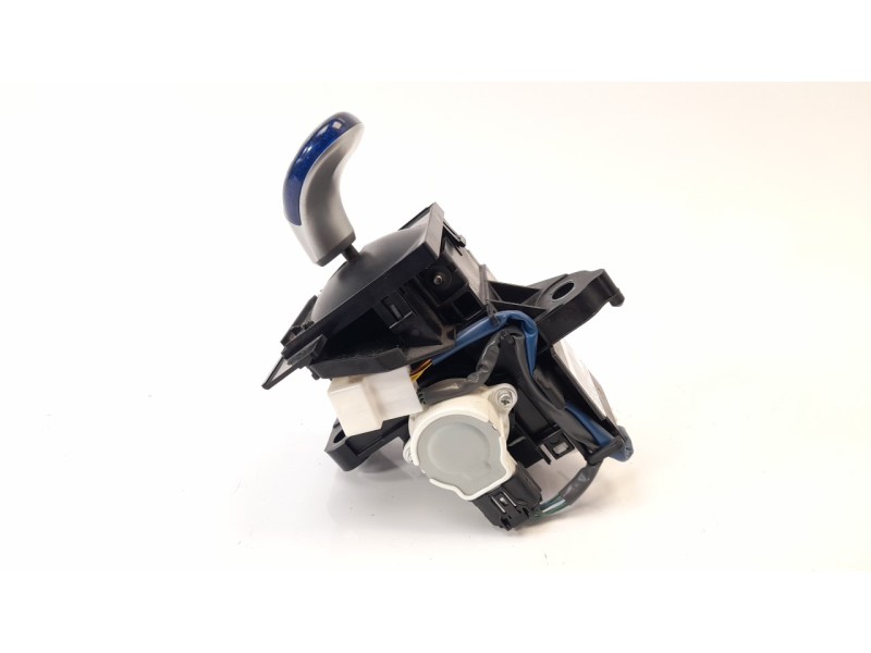 Recambio de palanca cambio para toyota auris touring sports (e18) hybrid active referencia OEM IAM 3355012G20B0  