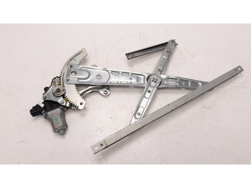 Recambio de elevalunas delantero derecho para mitsubishi space star (a00) 1.2 referencia OEM IAM 5713A382  