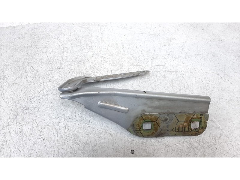 Recambio de bisagra capo izquierda para porsche cayenne (typ 9pa) turbo s referencia OEM IAM 7L5823301  