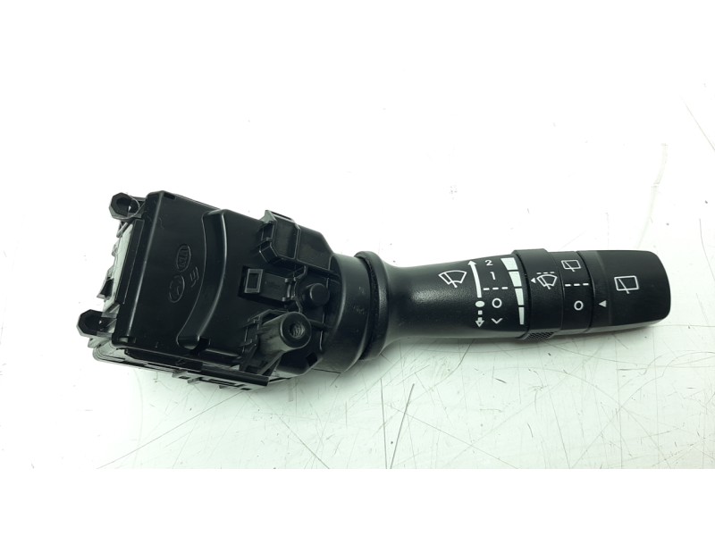 Recambio de mando limpia para kia cee´d 1.6 crdi cat referencia OEM IAM 934202K560  