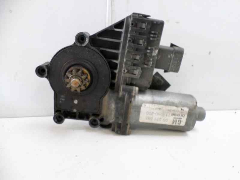 Recambio de motor elevalunas delantero izquierdo para opel astra g berlina 2.0 dti referencia OEM IAM 119950200 90521881 