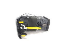 Recambio de rejilla aireadora para hyundai tucson 1.6 cat referencia OEM IAM 97490D7000   2
