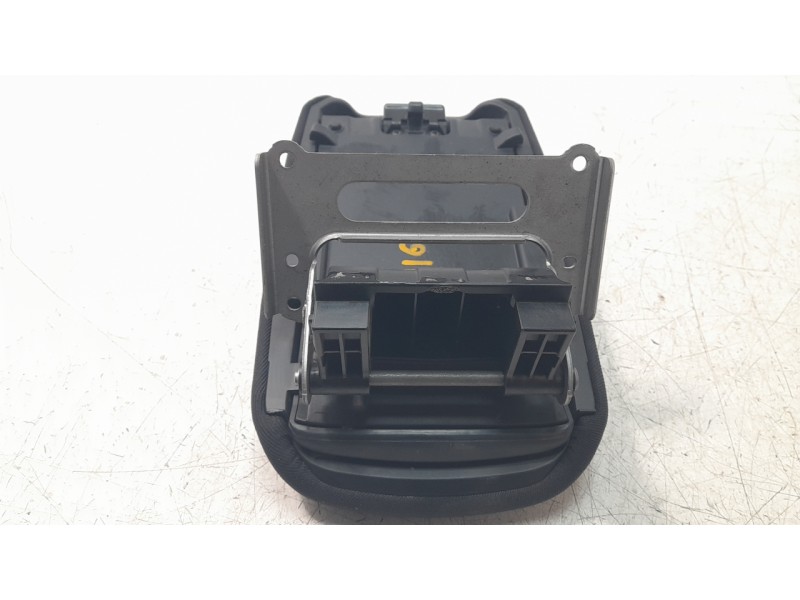 Recambio de apoyabrazos central para toyota corolla (e21) referencia OEM IAM 5890502F60C0  