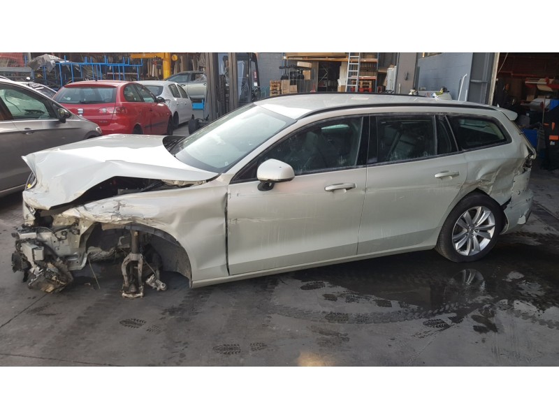 volvo v60 familiar del año 2018