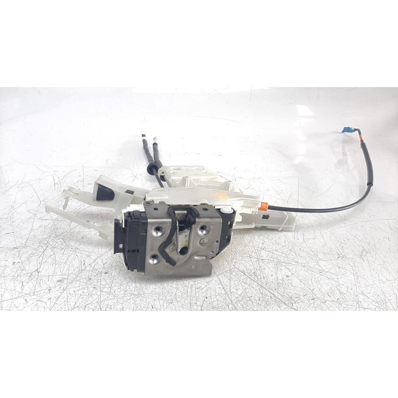 Recambio de cerradura puerta trasera izquierda para jeep compass ii 1.6 m-jet cat referencia OEM IAM 52139904  