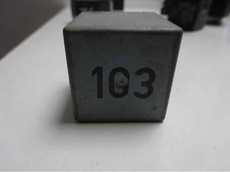 Recambio de rele para volkswagen golf iii berlina (1h1) referencia OEM IAM 357911253  103