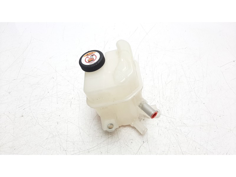 Recambio de deposito expansion para toyota auris hybrid active referencia OEM IAM 4722009180  