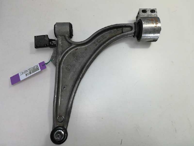 Recambio de brazo suspension inferior delantero izquierdo para opel astra j lim. excellence referencia OEM IAM 13334022 BR1636 