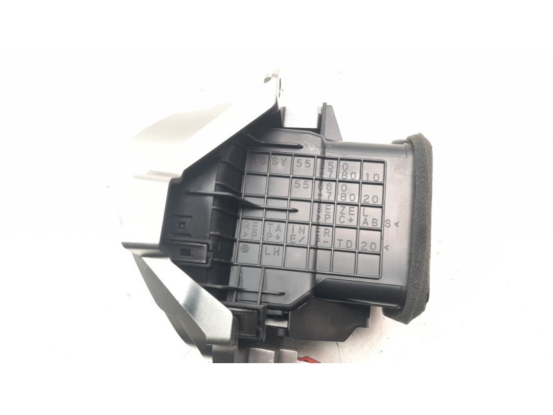 Recambio de aireador izquierdo para lexus nx 2.5 16v cat (híbrido) referencia OEM IAM 5566078020  