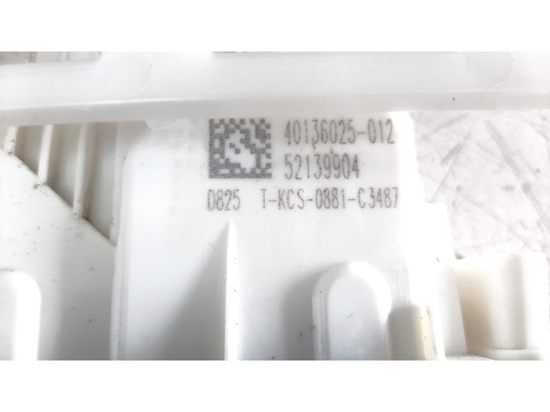 Recambio de cerradura puerta trasera izquierda para jeep compass ii 1.6 m-jet cat referencia OEM IAM 52139904  