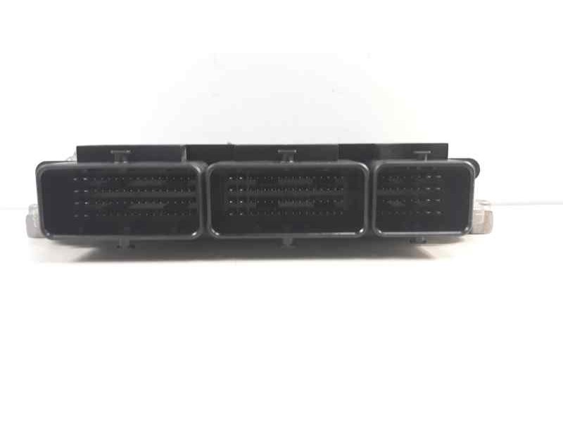 Recambio de centralita motor uce para renault twingo iii luxe referencia OEM IAM 237105748R 0261S12525 