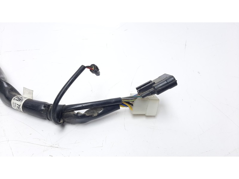 Recambio de piña luces izquierda para ktm 790 adventure referencia OEM IAM 76011170100  