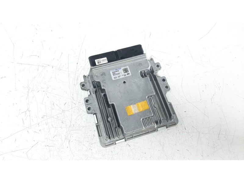 Recambio de centralita motor uce para hyundai tucson referencia OEM IAM 391992U600  