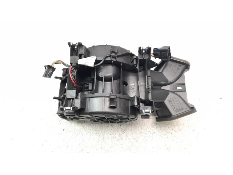 Recambio de ventilador calefaccion para peugeot 5008 1.6 blue-hdi fap referencia OEM IAM 9815114280  