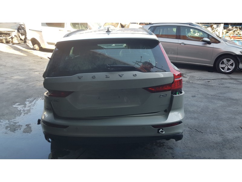 volvo v60 familiar del año 2018