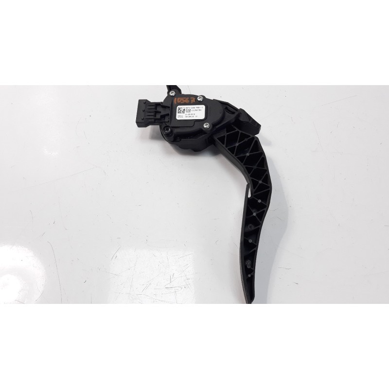 Recambio de potenciometro pedal para opel zafira tourer 1.4 16v turbo cat (a 14 net / luj) referencia OEM IAM 13253781 6PV009765