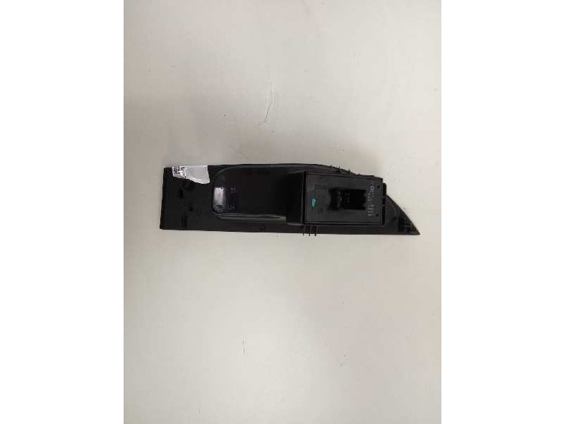 Recambio de mando elevalunas trasero izquierdo para opel astra j lim. excellence referencia OEM IAM 13301888  