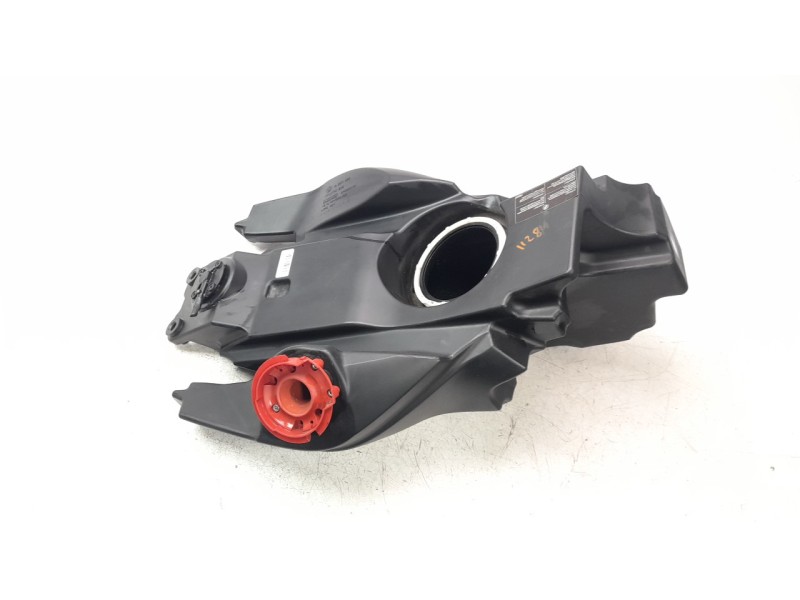 Recambio de deposito combustible para bmw f 800 r f 800 r referencia OEM IAM 16118529408  