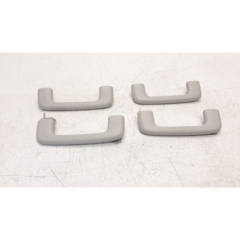 Recambio de maneta interior delantera izquierda para mitsubishi l 200 (kl0/kj0) 2.2 di-d cat referencia OEM IAM 7610A236HA  