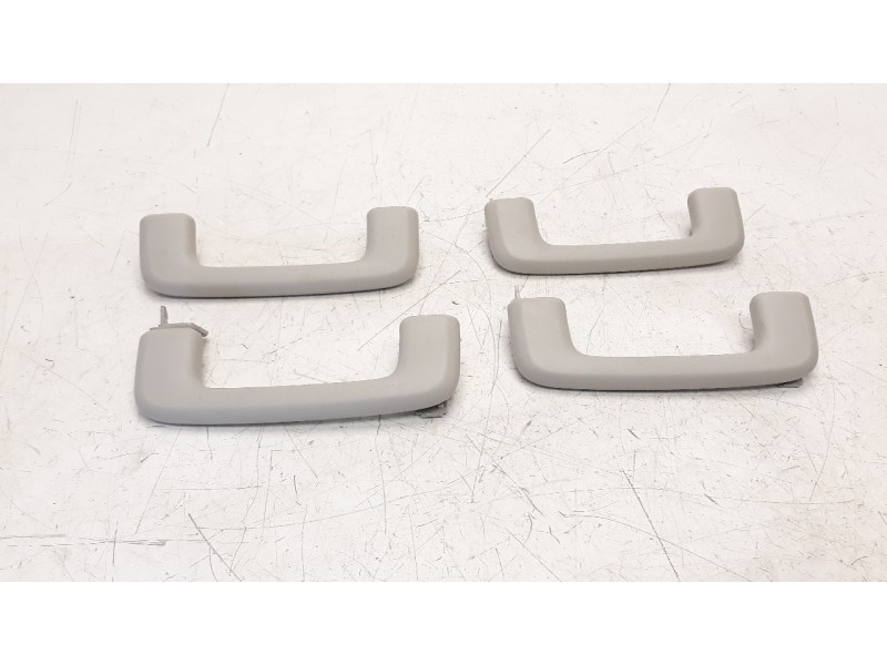 Recambio de maneta interior delantera izquierda para mitsubishi l 200 (kl0/kj0) 2.2 di-d cat referencia OEM IAM 7610A236HA  