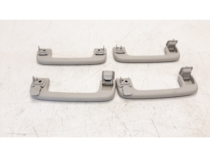 Recambio de maneta interior delantera izquierda para mitsubishi l 200 (kl0/kj0) 2.2 di-d cat referencia OEM IAM 7610A236HA  