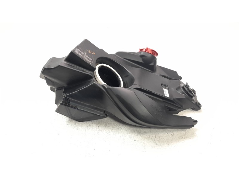 Recambio de deposito combustible para bmw f 800 r f 800 r referencia OEM IAM 16118529408  