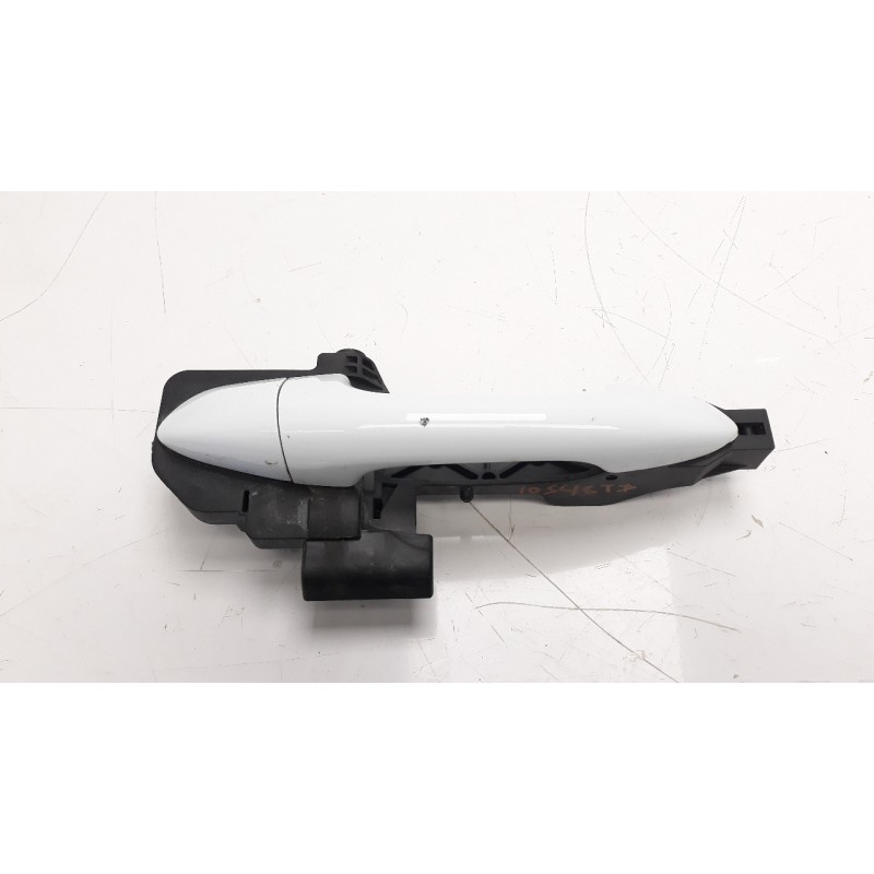 Recambio de maneta exterior trasera derecha para kia cee´d 1.6 crdi cat referencia OEM IAM 82665A2000  