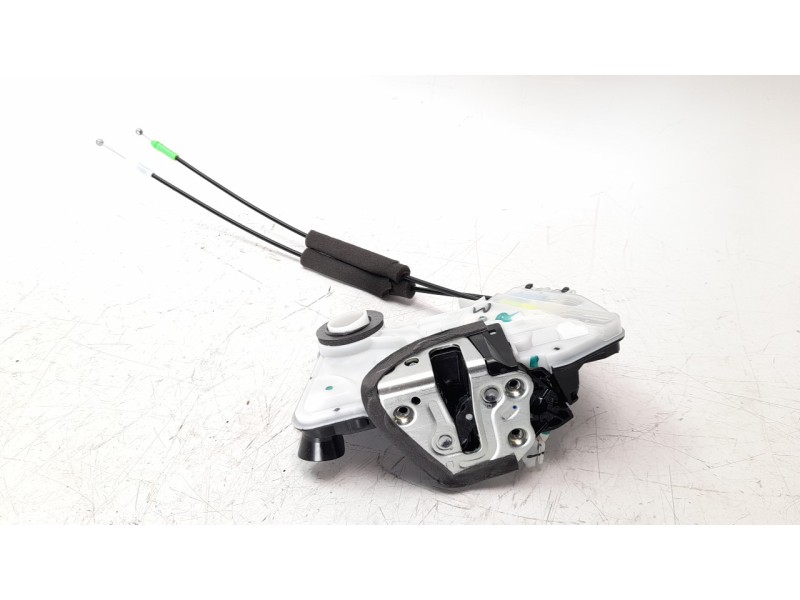 Recambio de cerradura puerta delantera izquierda para toyota corolla (e21) referencia OEM IAM 6904002491  