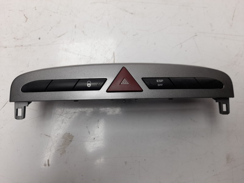 Recambio de warning para peugeot 308 sw envy referencia OEM IAM 9659215177  