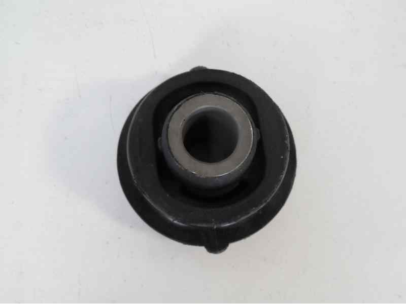 Recambio de brazo suspension inferior delantero izquierdo para citroen c2 referencia OEM IAM 2469 2469 