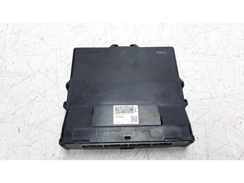 Recambio de modulo electronico para toyota auris hybrid active referencia OEM IAM 8998102060  