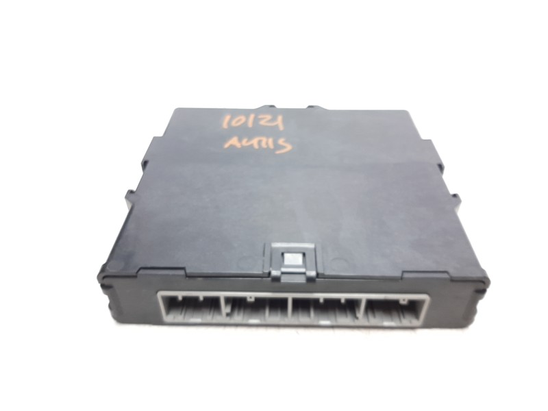Recambio de modulo electronico para toyota auris hybrid active referencia OEM IAM 8998102060  