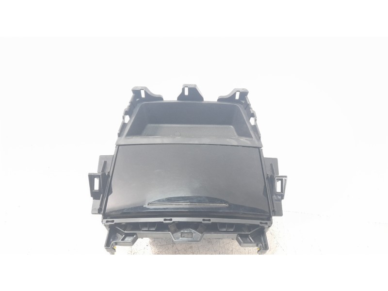 Recambio de cenicero para mazda 3 sedán (bp) referencia OEM IAM BDGG64390  