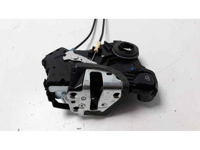 Recambio de cerradura puerta delantera derecha para toyota verso active referencia OEM IAM 6903002231  