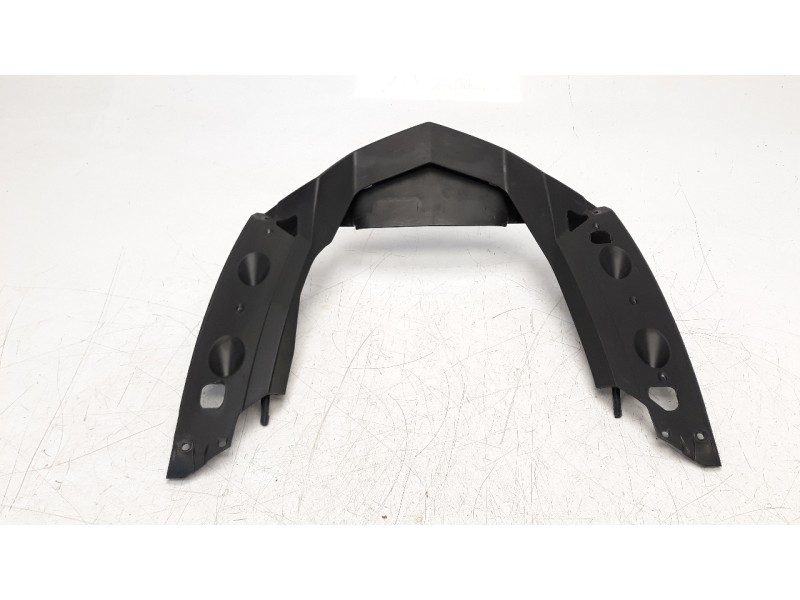 Recambio de moldura para bmw k 1600 gt/gtl referencia OEM IAM 46637710445  