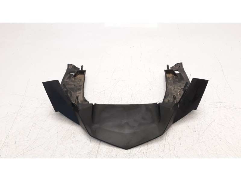 Recambio de moldura para bmw k 1600 gt/gtl referencia OEM IAM 46637710445  