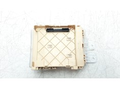 Recambio de caja reles / fusibles para toyota auris hybrid active referencia OEM IAM 8273012X81   2