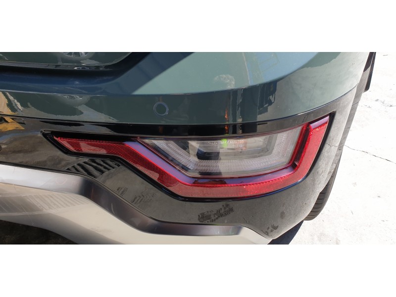 Recambio de piloto trasero derecho paragolpes para kia niro referencia OEM IAM 92406AT100  