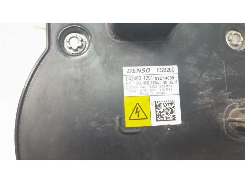 Recambio de compresor aire acondicionado para toyota corolla (e21) referencia OEM IAM 8837012080  