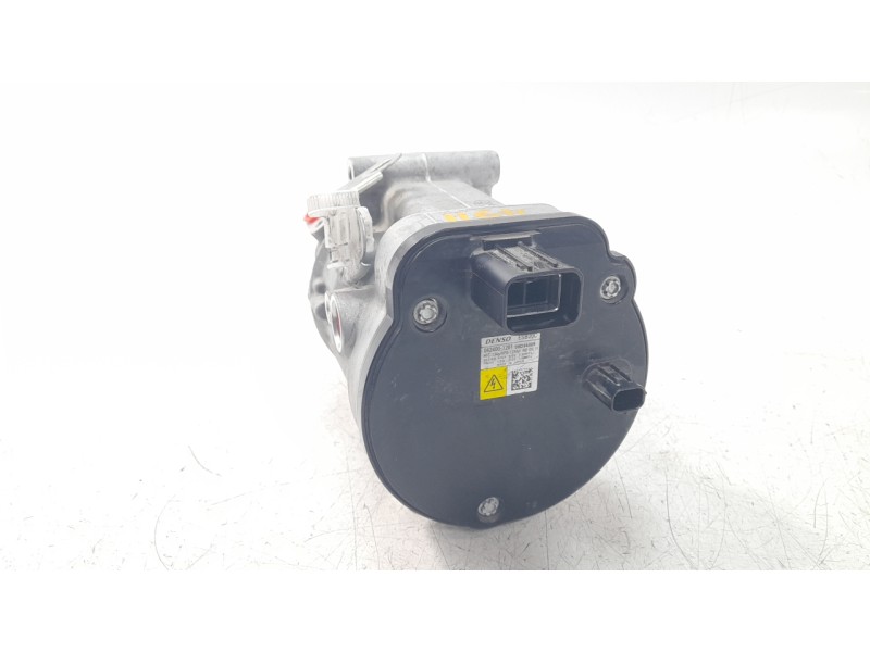 Recambio de compresor aire acondicionado para toyota corolla (e21) referencia OEM IAM 8837012080  