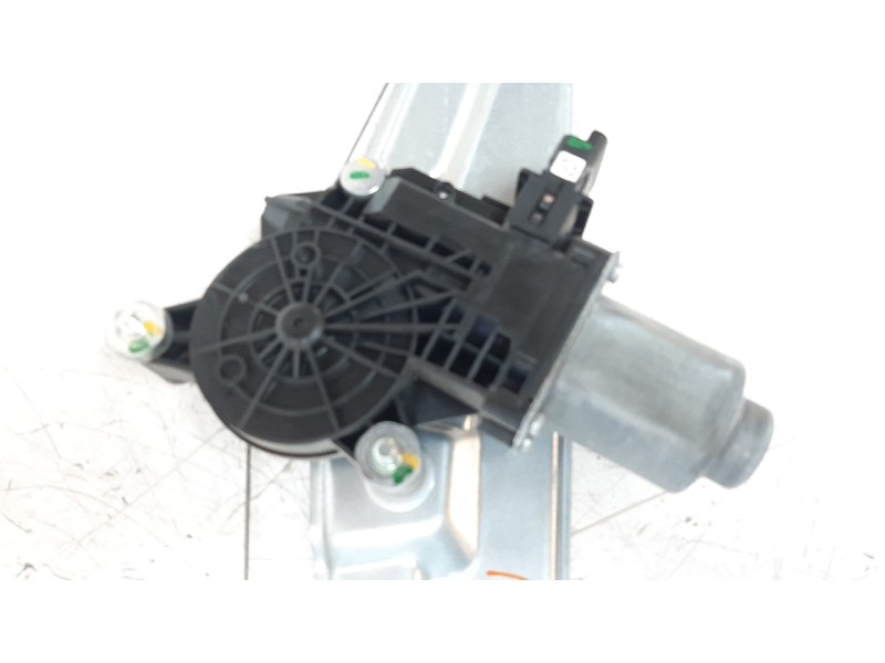 Recambio de elevalunas trasero derecho para hyundai tucson referencia OEM IAM 83404N7000  