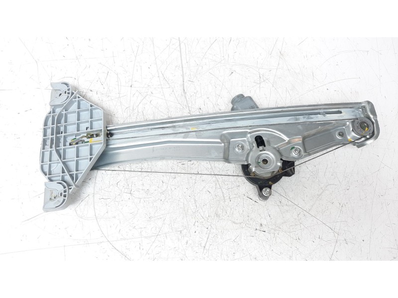 Recambio de elevalunas trasero derecho para hyundai tucson referencia OEM IAM 83404N7000  