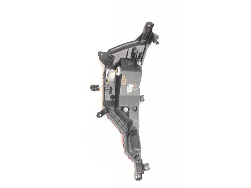 Recambio de piloto trasero derecho paragolpes para kia niro referencia OEM IAM 92406AT100  